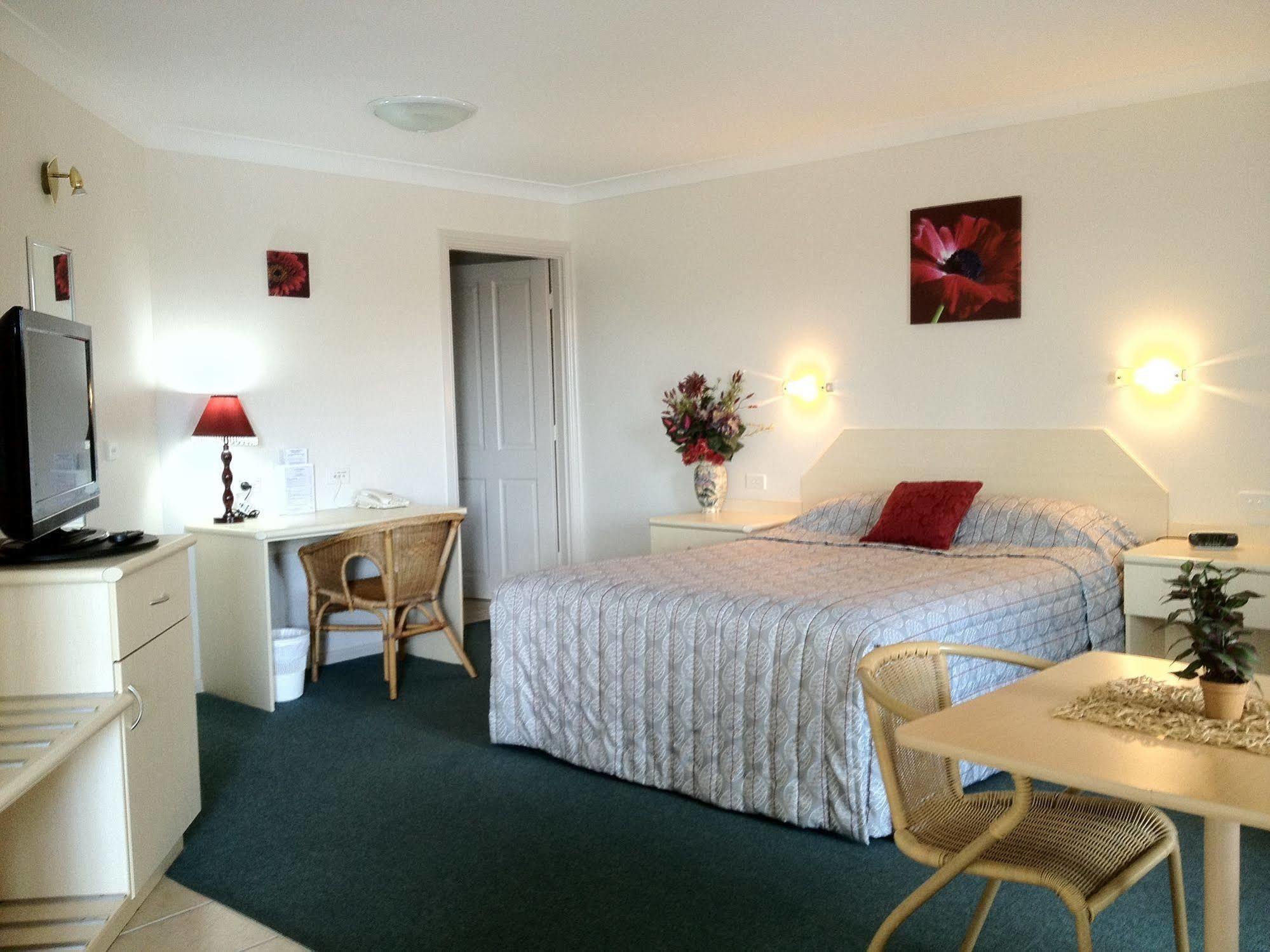 Tuckerbox Motor Inn Gundagai Εξωτερικό φωτογραφία