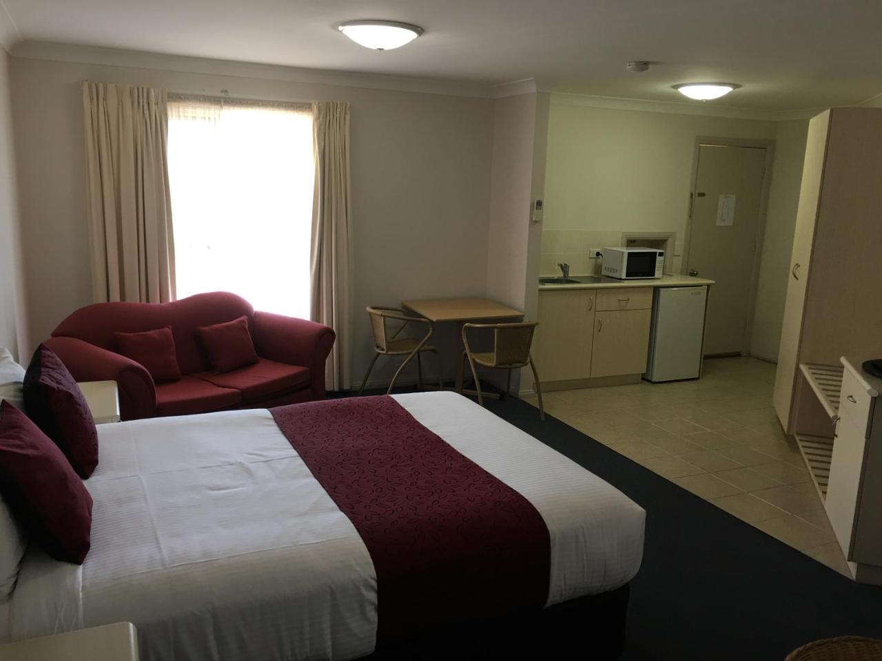 Tuckerbox Motor Inn Gundagai Εξωτερικό φωτογραφία